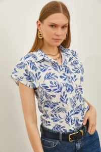 Olalook Women's Leaf Navy Blue Patterned Linen Bat Shirt - Image 5