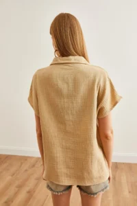 Olalook Women's Dark Beige Bat Basic Muslin Shirt - Image 2