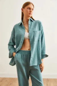 Olalook Women's Mint Green Oversize Basic Muslin Shirt - Image 3