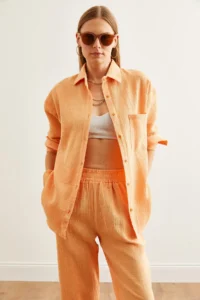 Olalook Women's Salmon Oversize Basic Muslin Shirt - Image 2