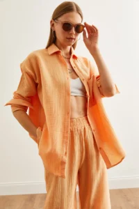Olalook Women's Salmon Oversize Basic Muslin Shirt - Image 4