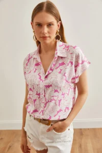 Olalook Women's White Pink Rose Patterned Flowy Bat Shirt - Image 3