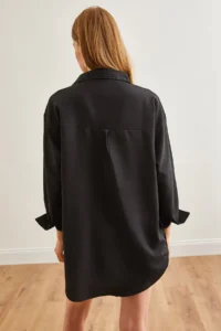 Olalook Women's Black Single Pocket Oversize Woven Shirt - Image 6