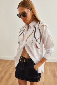 Olalook Women's Juicy White Palm Tree Detailed Woven Shirt
