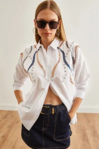 Olalook Women's Juicy White Palm Tree Detailed Woven Shirt - Image 6