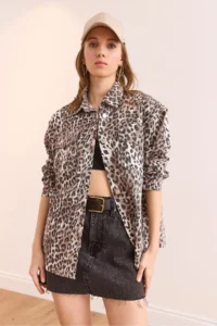 Olalook Women's Stone Pocket Leopard Oversize Gabardine Shirt - Image 5