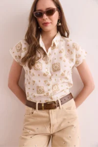 Olalook Women's Motif Beige Flared Linen Content Bat Shirt - Image 4