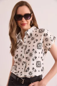 Olalook Women's Motif Black Flamed Linen Content Bat Shirt