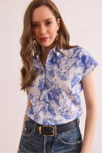 Olalook Women's Daffodil Navy Blue Flared Linen Bat Shirt