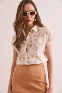 Olalook Women's Rose Beige Flared Linen Content Bat Shirt - Image 5