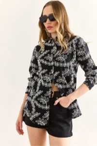 Olalook Women's Black Geometric Scallop Detailed Shirt