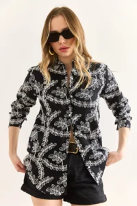 Olalook Women's Black Geometric Scallop Detailed Shirt - Image 5