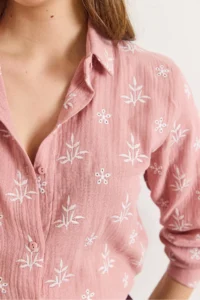 Olalook Women's Dusty Rose White Embroidery Detailed Muslin Shirt - Image 5