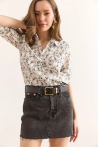 Olalook Women's Tiny Flower Black Sleeve Folded Cuffless Linen Content Shirt GML- - Image 5