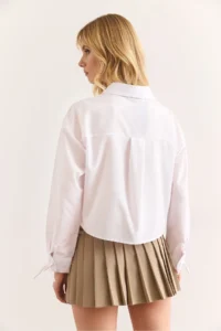 Olalook Women's White Lace Detailed Crop Woven Shirt - Image 6