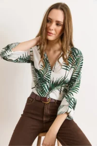 Olalook Women's Green Patterned Sleeve Folded Viscose Shirt - Image 4