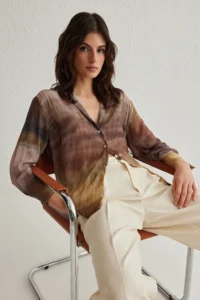 TRENDYOLMİLLA Multicolored Color Transitional Siphon Material Regula Normal Pattern Weaving Shirt