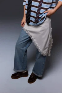 DeFacto Asymmetric Normal Waist Satin Mini Skirt - Image 3