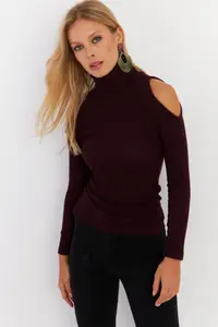 Cool & Sexy Women Plum Shoulders Light Camisole Blouse - Image 8