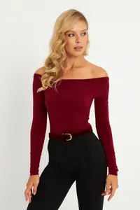 Cool & Sexy Women Burgundy Blouse - Image 2