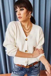Olalook Women Ecru buttoned Cardigan - Image 3