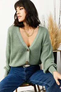 Olalook Women's Green Buttoned Knitwear Cardigan - Image 3
