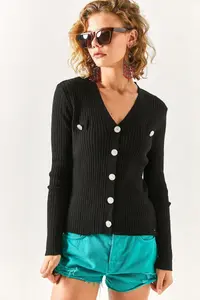 Olalook Women's Black Accessory Pocket Detailed Buttoned Cardigan - Image 2