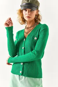 Olalook Women's Emerald Green Accessory Pocket Detailed Buttoned Cardigan - Image 4