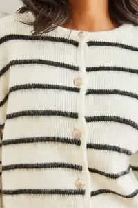 Olalook Women's White Shawl Buttoned Striped Knitwear Cardigan - Image 2