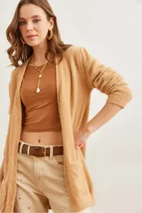 Olalook Women's Soft Textured Beard Cardigan with Camel Pocket