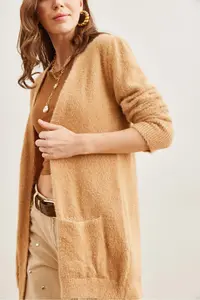Olalook Women's Soft Textured Beard Cardigan with Camel Pocket - Image 7