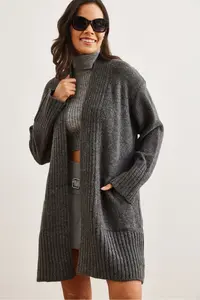 Olalook Women's Anthracite Pocket Collar Detailed Soft Textured Knitwear Cardigan - Image 3