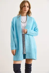 Olalook Women's Baby Blue Pocket Collar Detailed Soft Textured Knitwear Cardigan - Image 2
