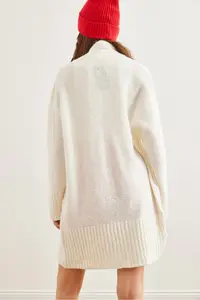 Olalook Women's Ecru Pocket Collar Detailed Soft Textured Knitwear Cardigan - Image 6