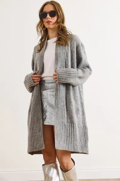 HRK-19000322-GRAY_1