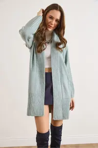 Olalook Women's Mint Green Pocket Collar Detailed Soft Textured Knitwear Cardigan - Image 5