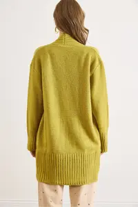 Olalook Women's Oil Green Pocket Collar Detailed Soft Textured Knitwear Cardigan - Image 3