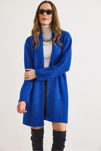 Olalook Women's Saks Blue Pocket Collar Detailed Soft Textured Knitwear Cardigan - Image 5
