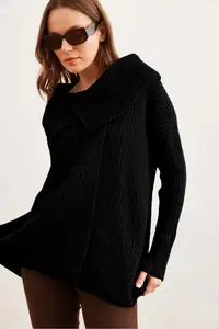 Olalook Women's Black Wrap Collar Buttoned Knitwear Cardigan