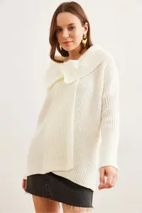 Olalook Women's Ecru Wrap Collar Buttoned Knitwear Cardigan - Image 3