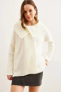 Olalook Women's Ecru Wrap Collar Buttoned Knitwear Cardigan - Image 4