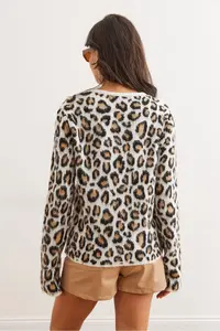 Olalook Women's White Metal Buttoned Shawl Leopard Knitwear Cardigan - Image 6