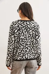 Olalook Women's Black Rose Gold Buttoned Leopard Cardigan - Image 6