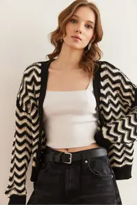 Olalook Women's Black Zigzag Patterned Openwork Knitwear Cardigan - Image 5