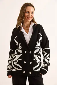 Olalook Women's Black Double Buttoned Oversize Knitwear Cardigan - Image 3