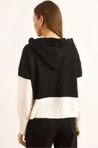 Olalook Women's Black Hooded Buttoned Color Block Knitwear Cardigan - Image 6