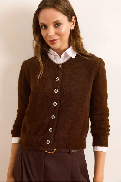 HRK-19000368-BROWN_1
