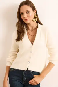 Olalook Women's Ecru Collar Button Detailed V Beard Cardigan - Image 2