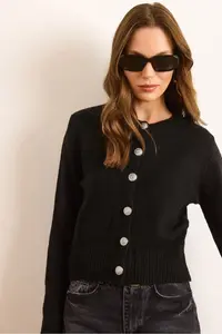 Olalook Women's Black Metal Button Detailed Crew Neck Cardigan - Image 3