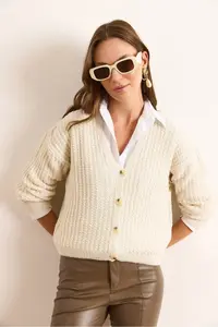 Olalook Women's Ecru 4-Button Thin Hair Braided Knitwear Cardigan - Image 2